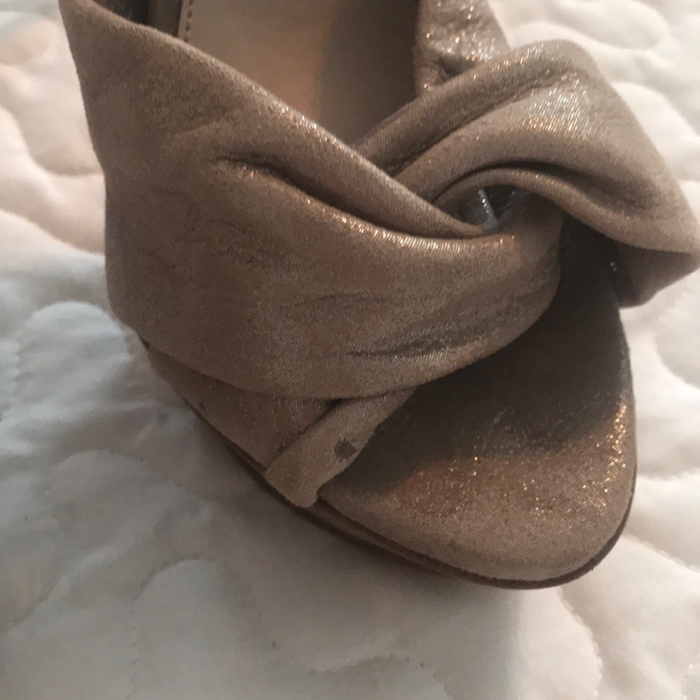 PELLE MODA Platform Sandals - Picture 7 of 8